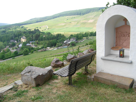 Kapelle oberhalb von Maring